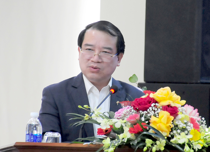 Phó Tổng cục trưởng Tổng cục Du lịch Hà Văn Siêu phát biểu tại hội nghị 